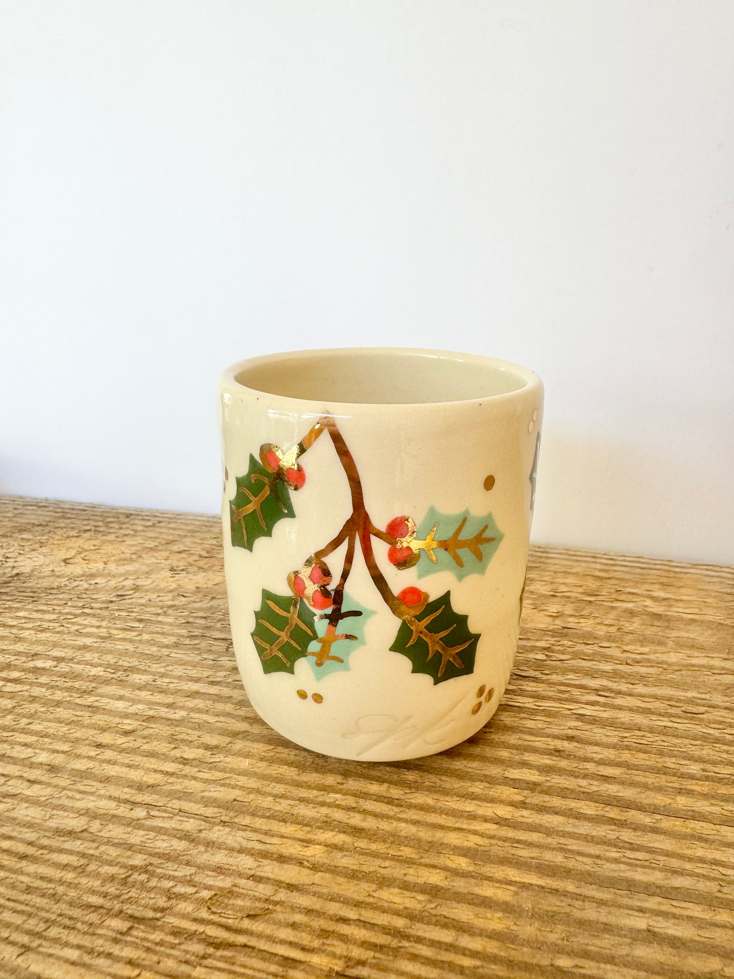 mini holly holiday cup