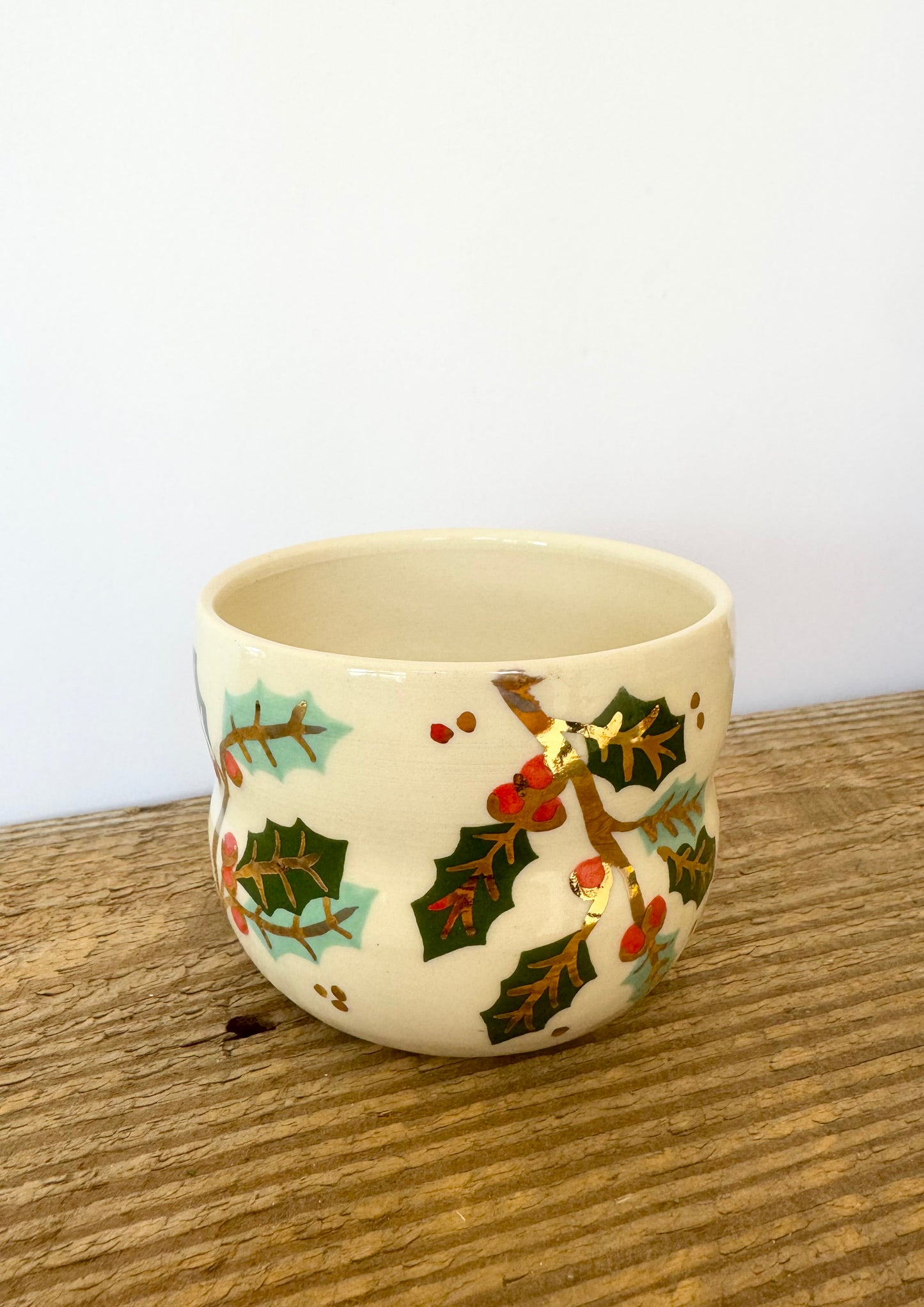 holly bubble mug